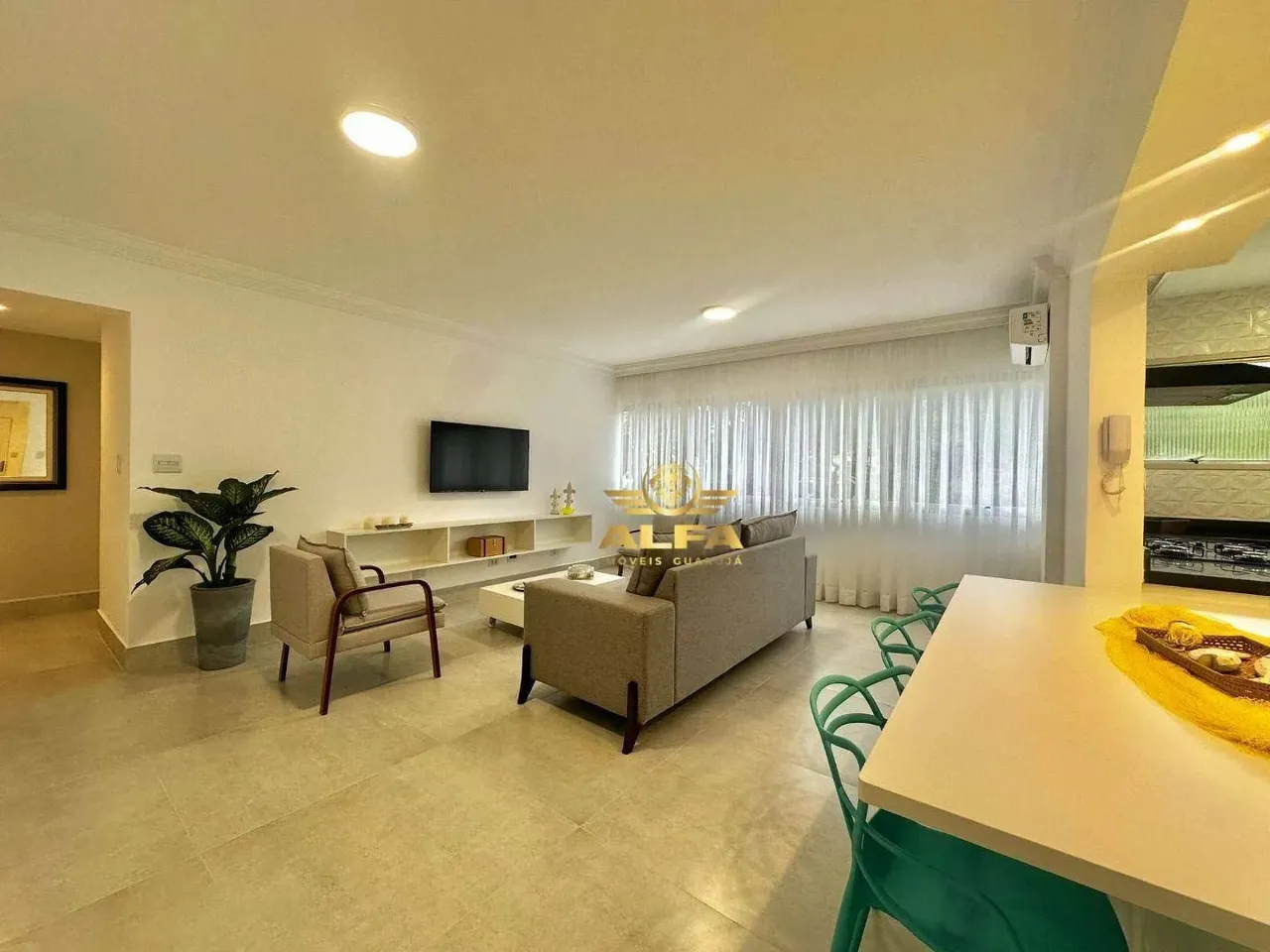 Apartamento À venda na praia do Tombo | Alfa imóveis Guarujá.