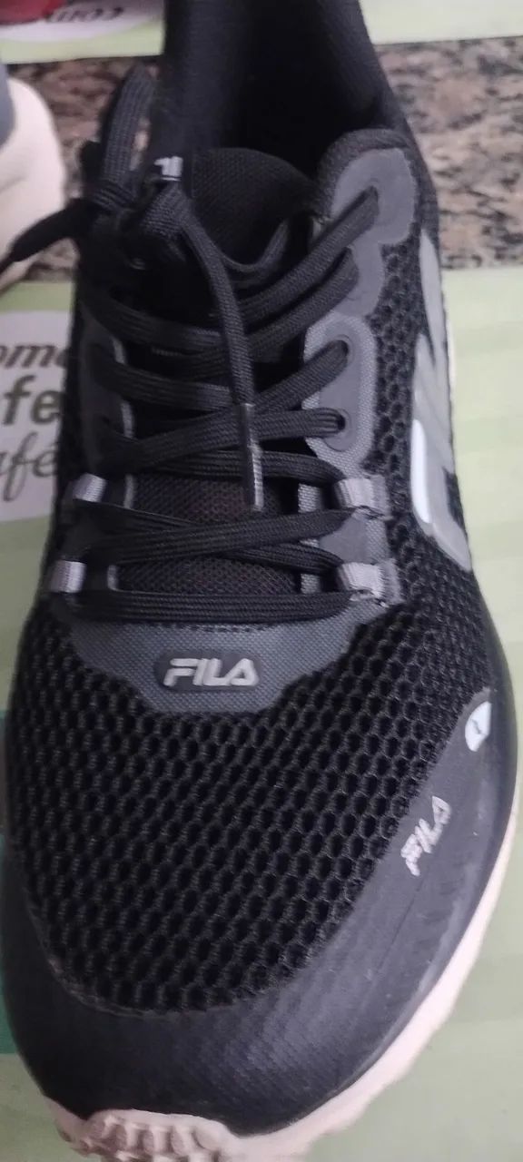 Tênis Fila Athlon Feminino Corrida - Caminhada original, tamanho 39. Usado - Foto 2