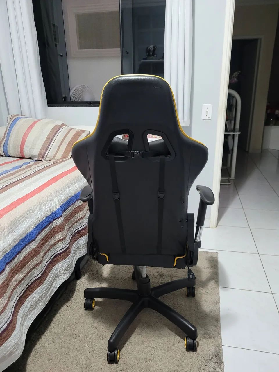 Cadeira Gamer reclinável com apoio para os pés - Foto 3
