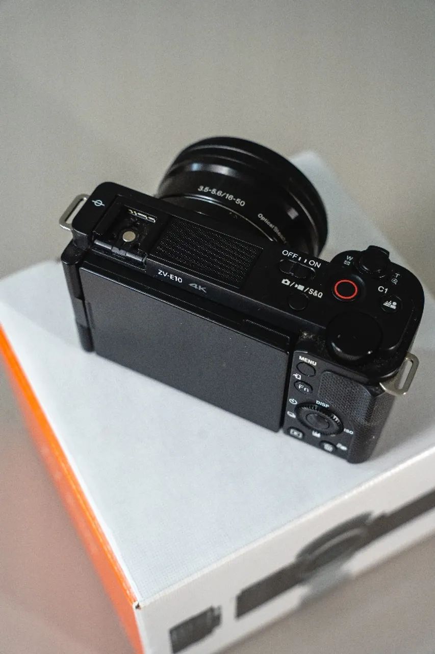 Sony ZV-E10 Camera64318752455681124