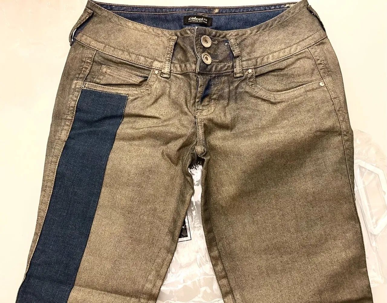 Calça Colcci Denim Gold (LIMITED EDITION) 38BR! - Foto 2