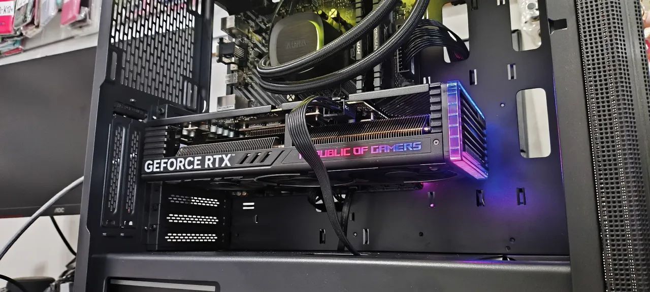 RTX Rog Strix  - Foto 3