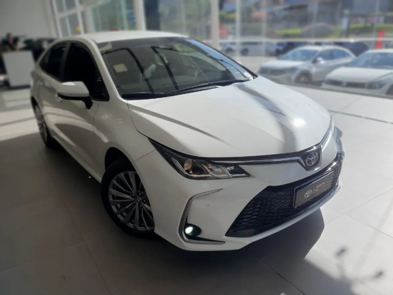 Toyota Corolla XEI 2.0 Flex 16V Aut. 2024 - Foto 4