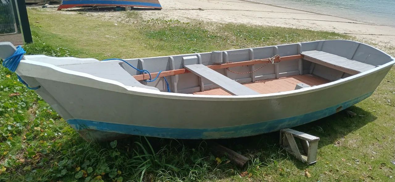 Barco pequeno Bateira