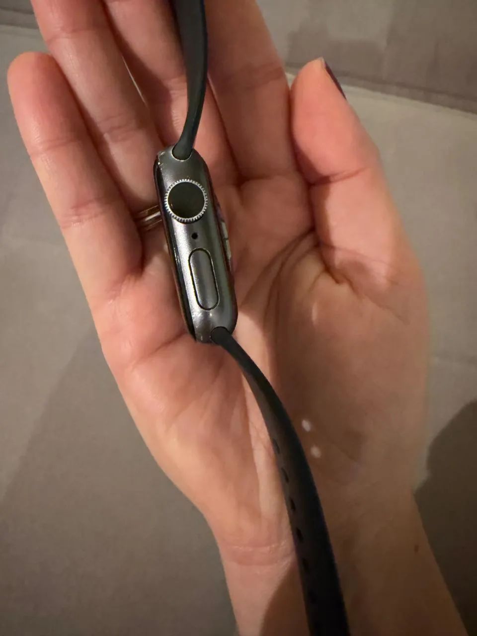 Apple Watch Series 5 40mm Com Caixa e Carregador - Foto 2