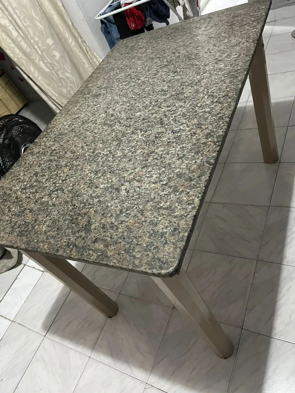 Marble Table471904566379161600