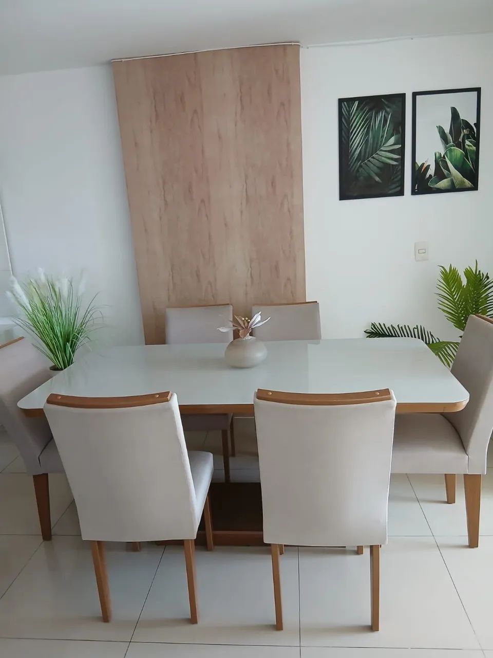 Mesa de jantar de madeira - Foto 2