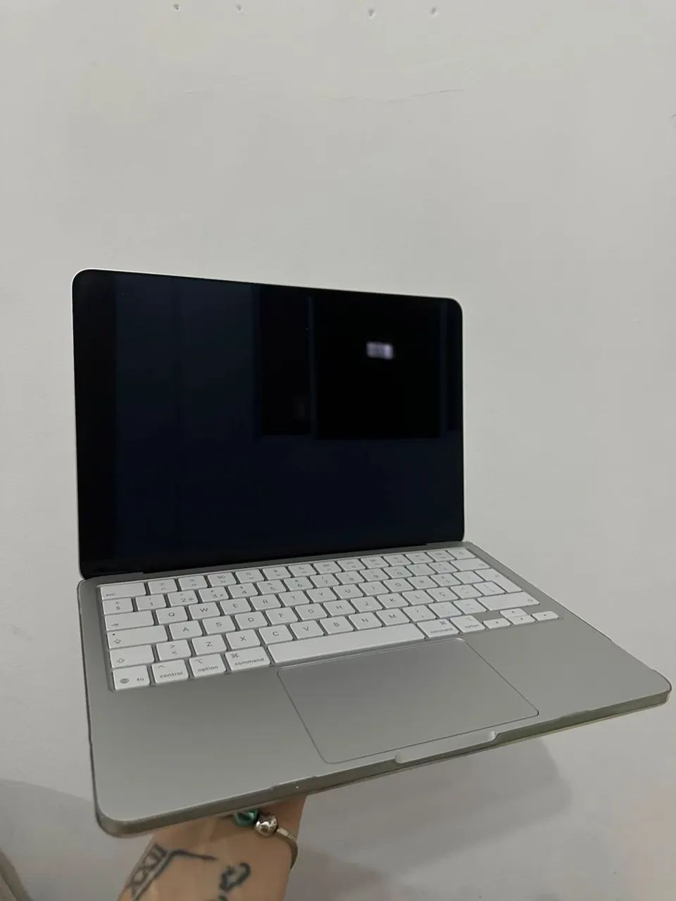 MacBook neo USADO - Foto 2