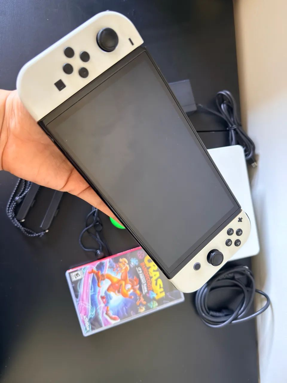 Nintendo Switch OLED branco + Joycon + Jogo - Foto 3