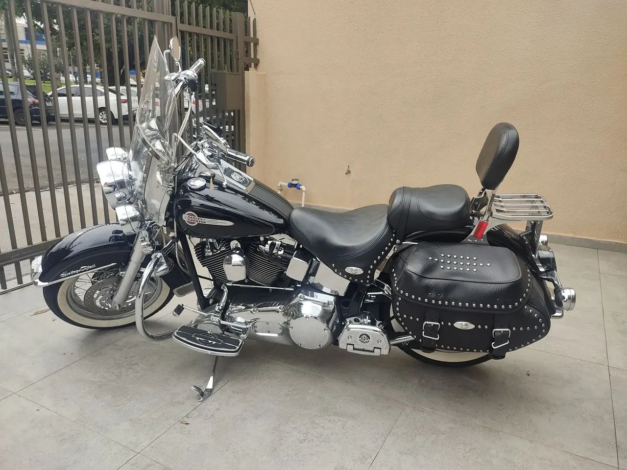 Vendo Harley Davidson 2004.