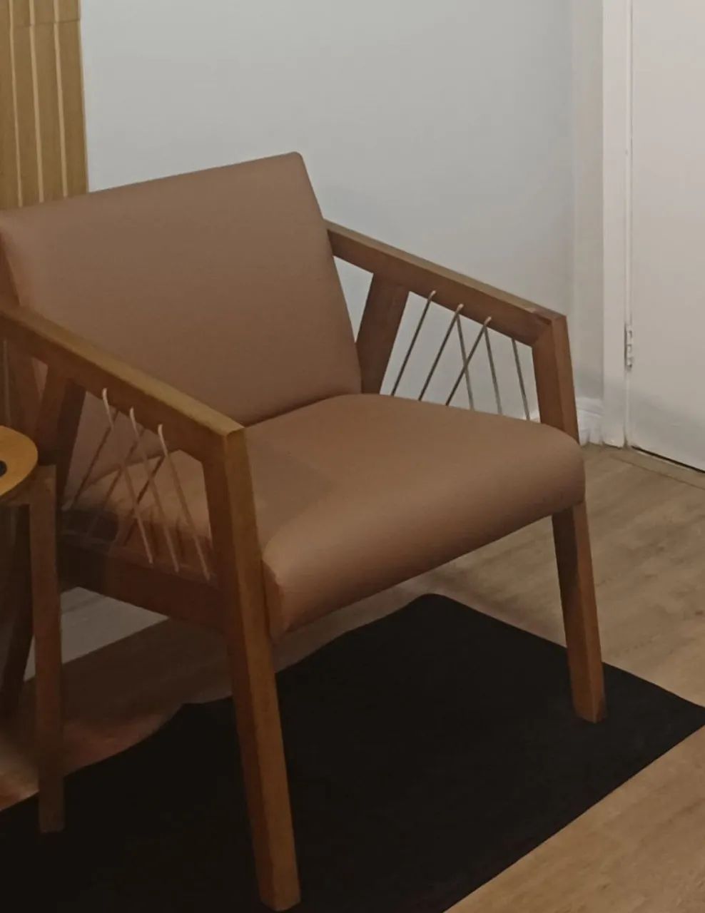 Poltrona semi nova