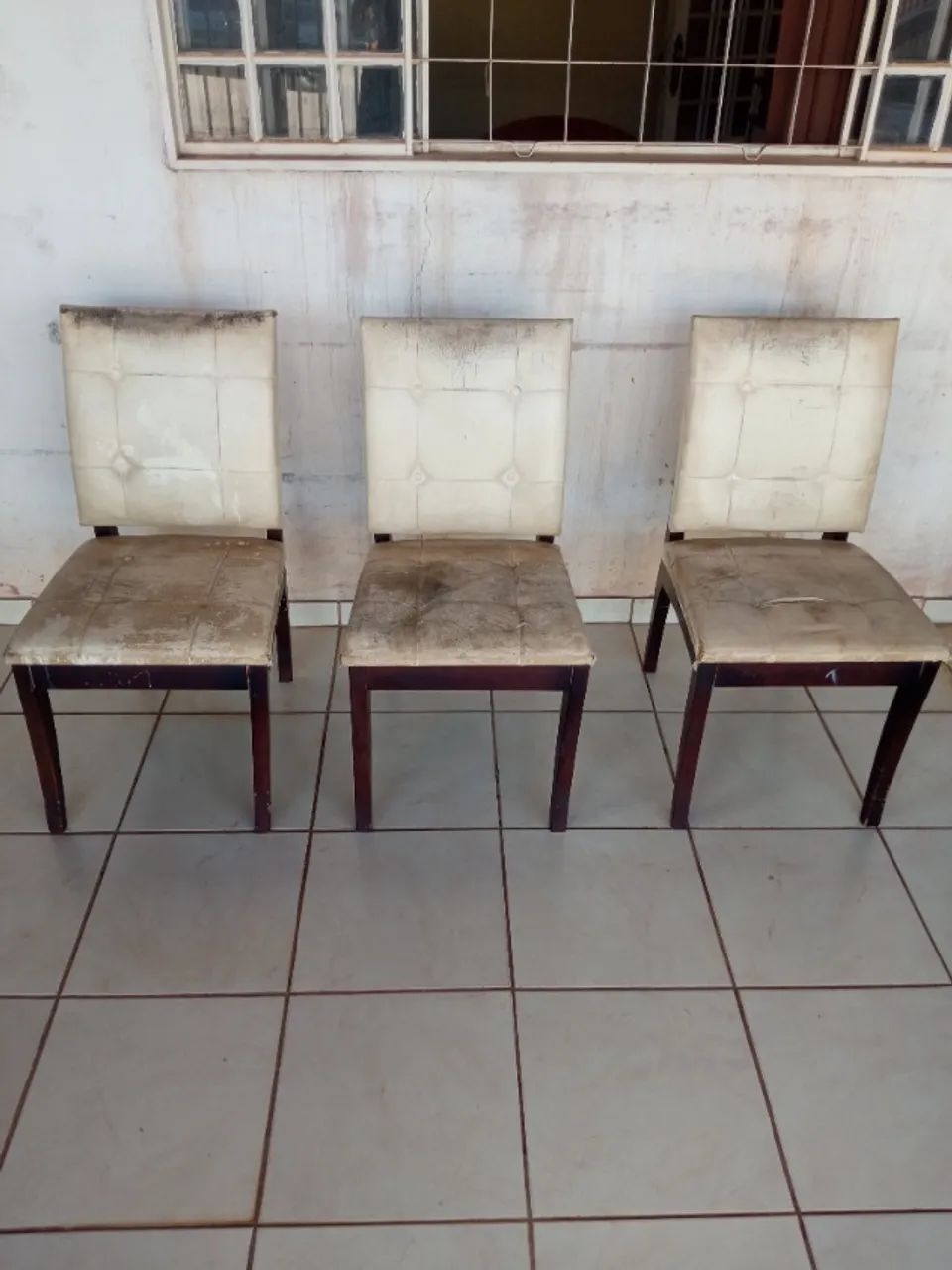 03 Cadeiras de mesa