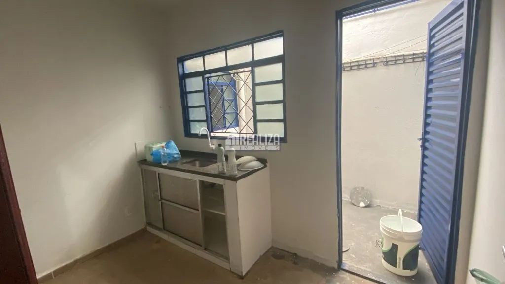 Casa com 5 dormitórios no Centro de Uberaba - Foto 2