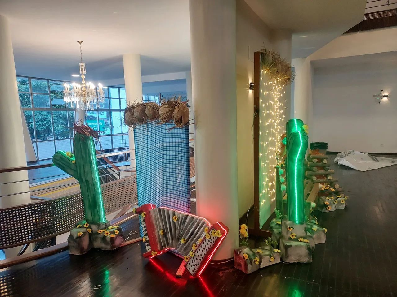 Esculturas 3D de cactos com Led - Foto 2