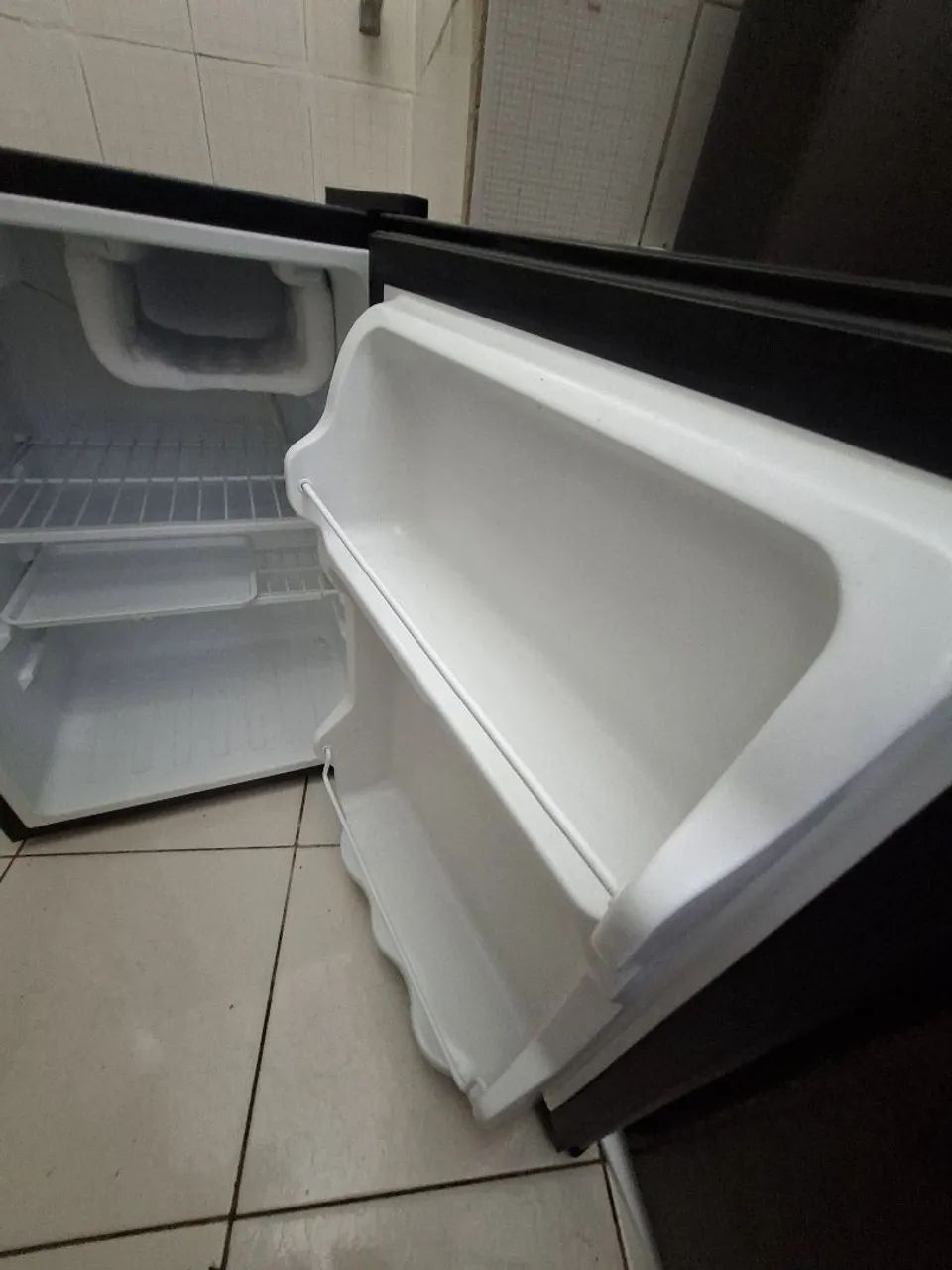 Frigobar Philco 68L - Foto 5