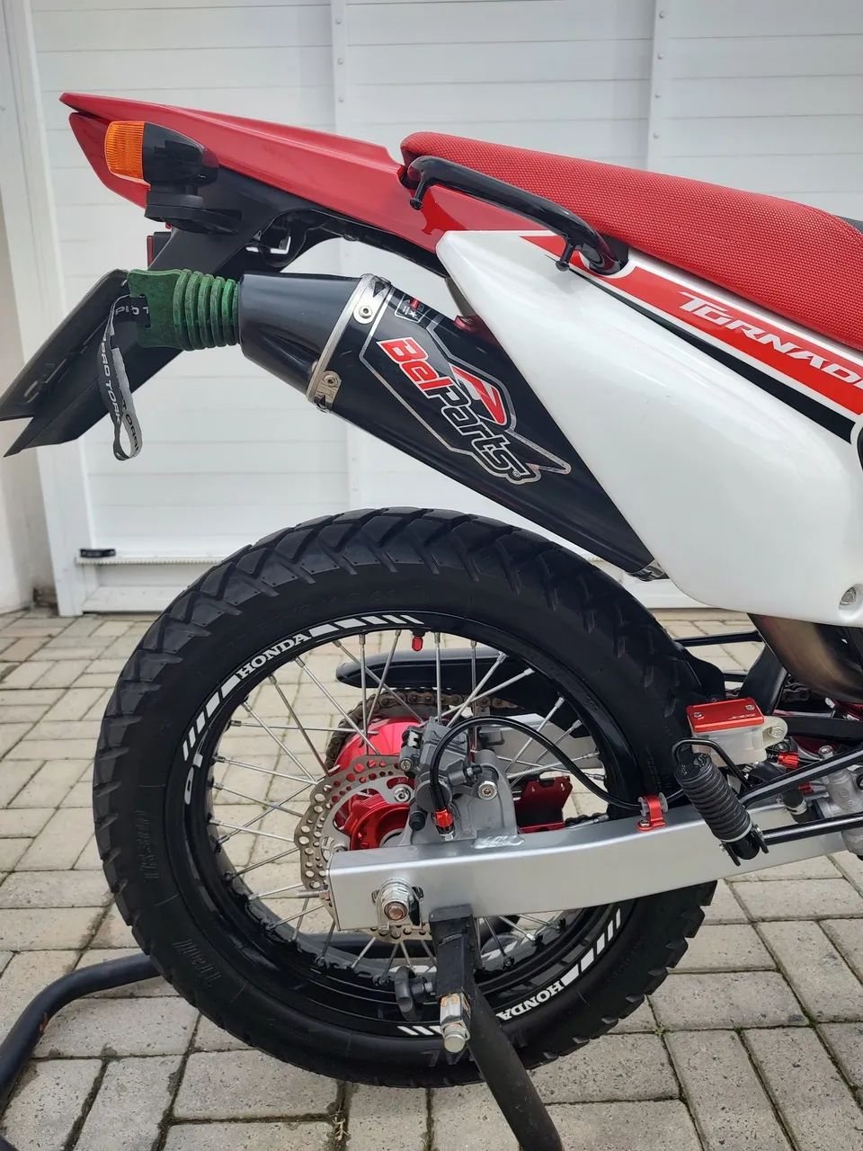 XR 250 TORNADO  - Foto 2