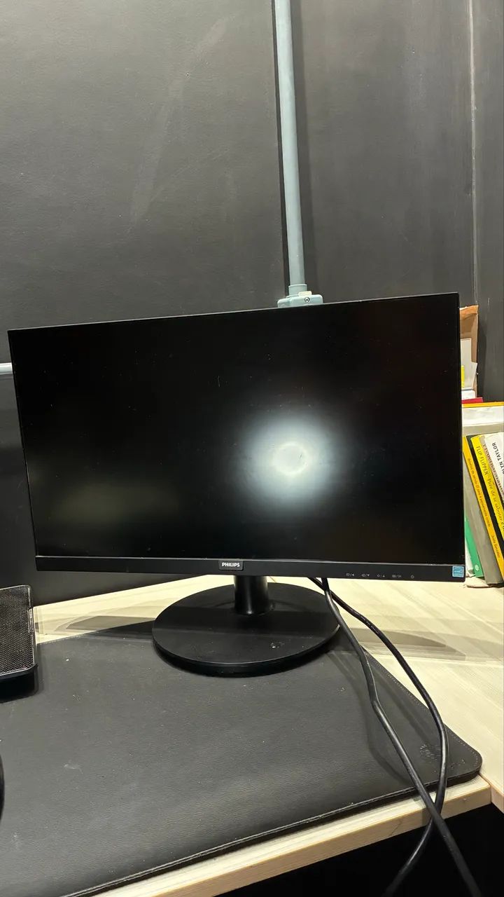 Monitor LCD Philips 21.5 - Foto 5