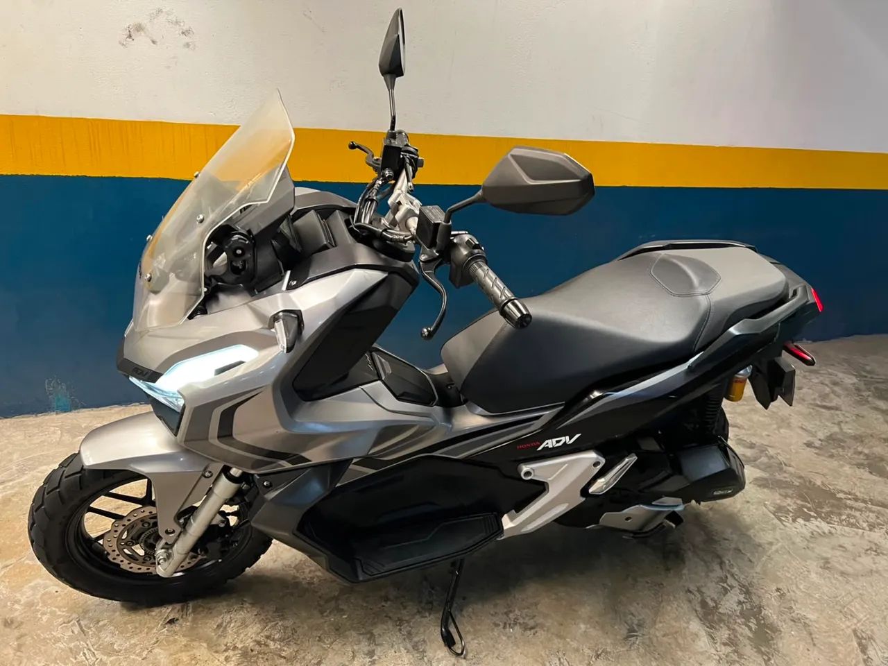 ADV  150 cinza  - Foto 3