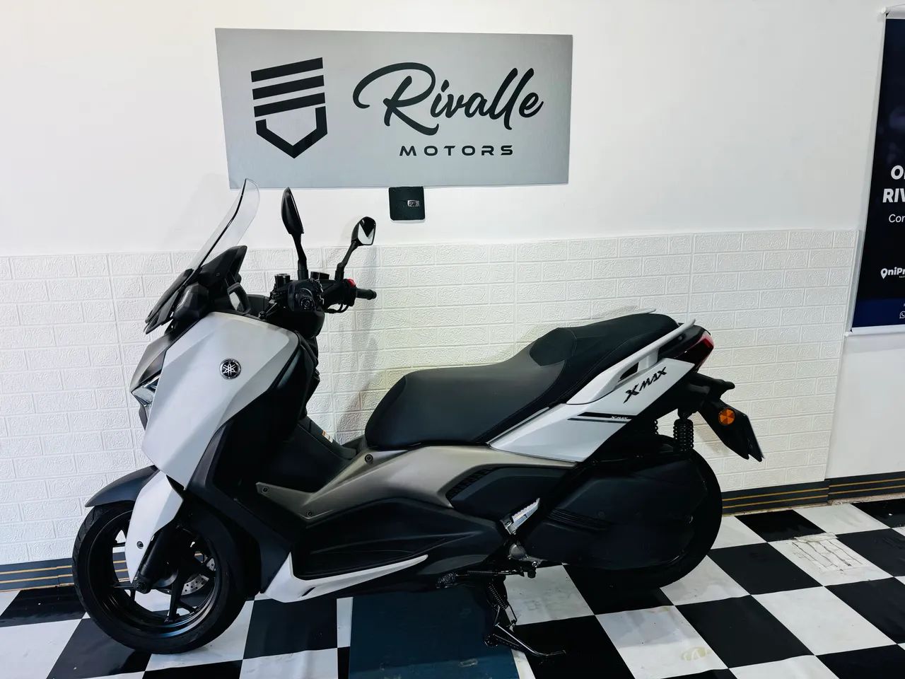 YAMAHA XMAX CONNECTED  - Foto 2