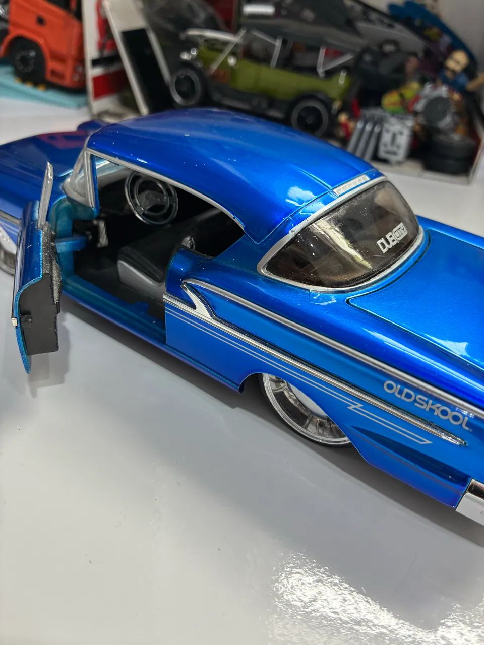 Miniatura Impala 58 azulão  - Foto 3