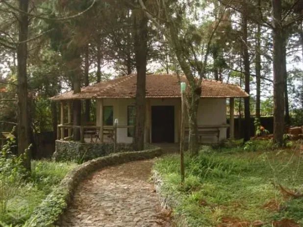Chácara com 2.000m² - Morada dos Pássaros - Poços de Caldas - MG