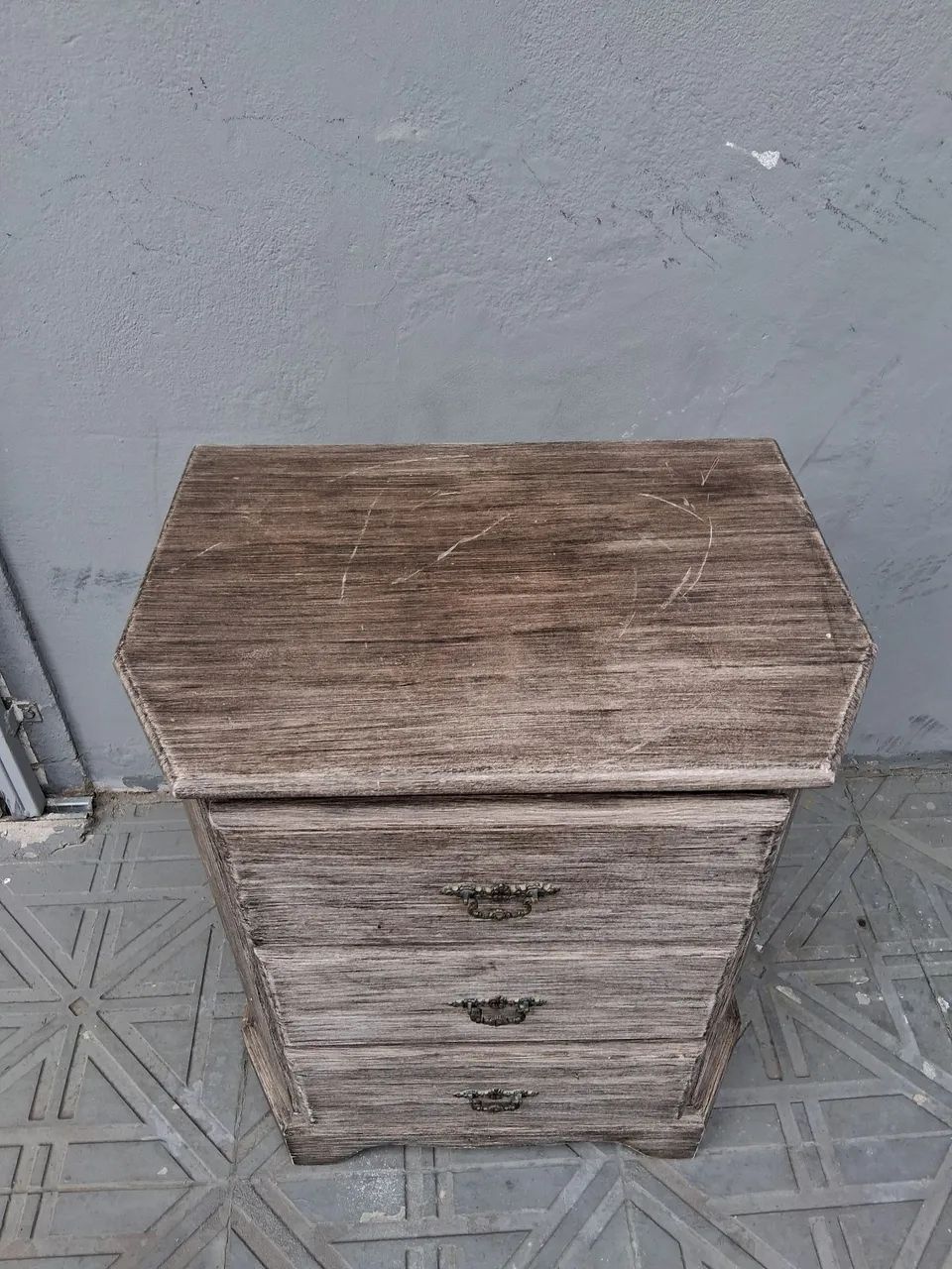 Armário de cabeceira com 3 gavetas  - Foto 2