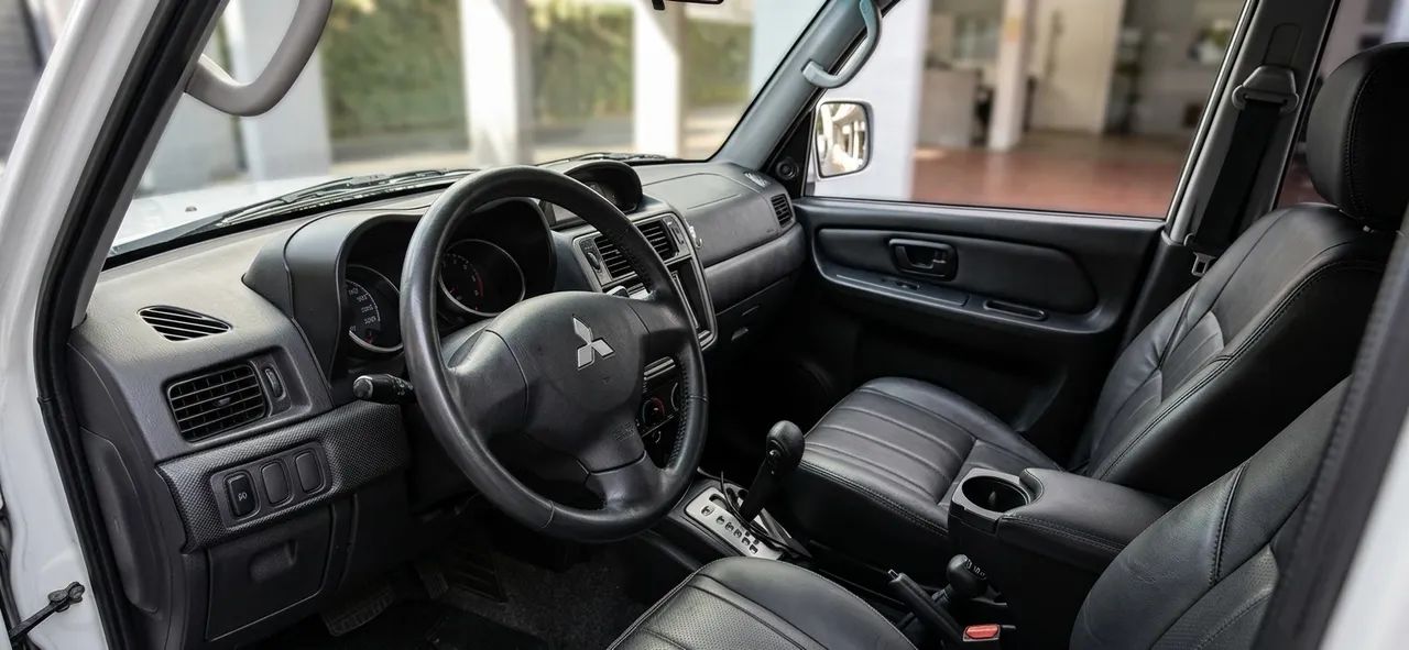Mitsubishi Pajero TR4 2.0/ 2.0 Flex 16V 4X4 Aut. 2011 2011