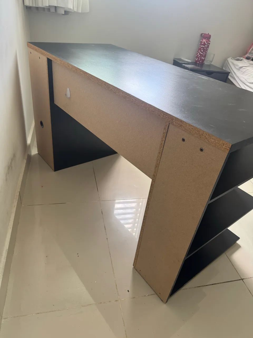 MESA / ESCRIVANINHA (em excelente estado) - Foto 4