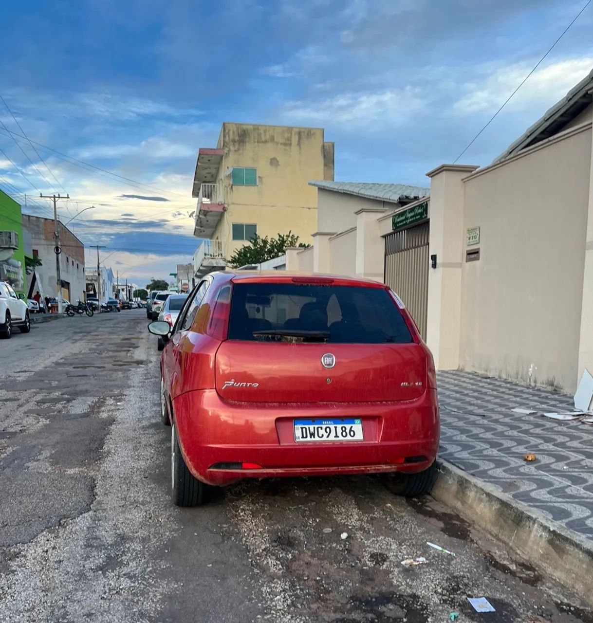 Fiat Punto HLX 1.8 Flex 8V 5P 2008 - Foto 2