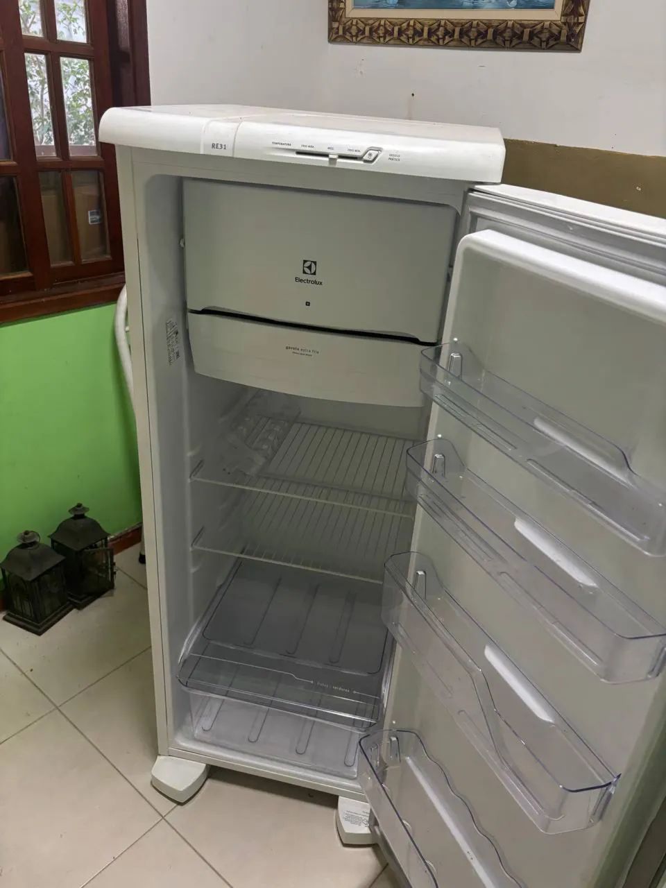 Geladeira Eletrolux 240L - Foto 2
