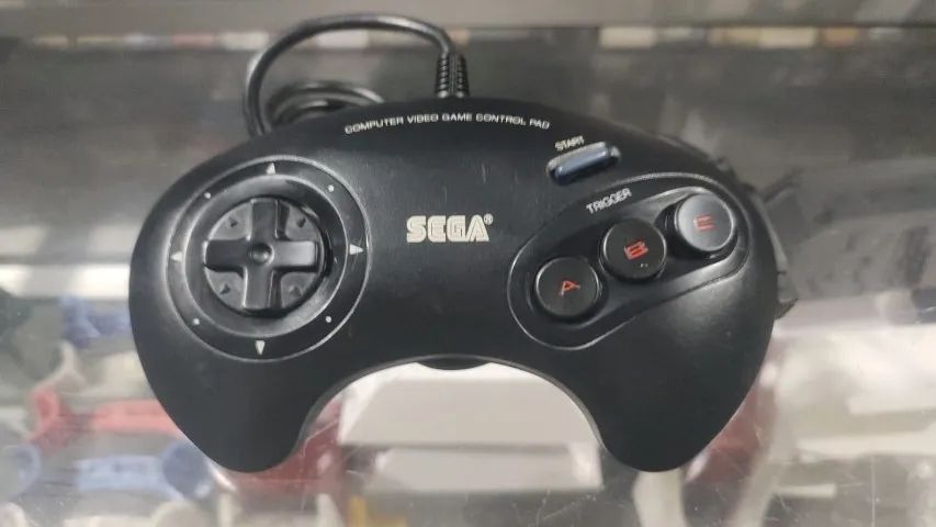 MEGA DRIVE 3 TEC TOY COM ENTRADA PRA SEGA CD 1 CONTROLE ORIGINAL 2 JOGOS E CABOS - Foto 5