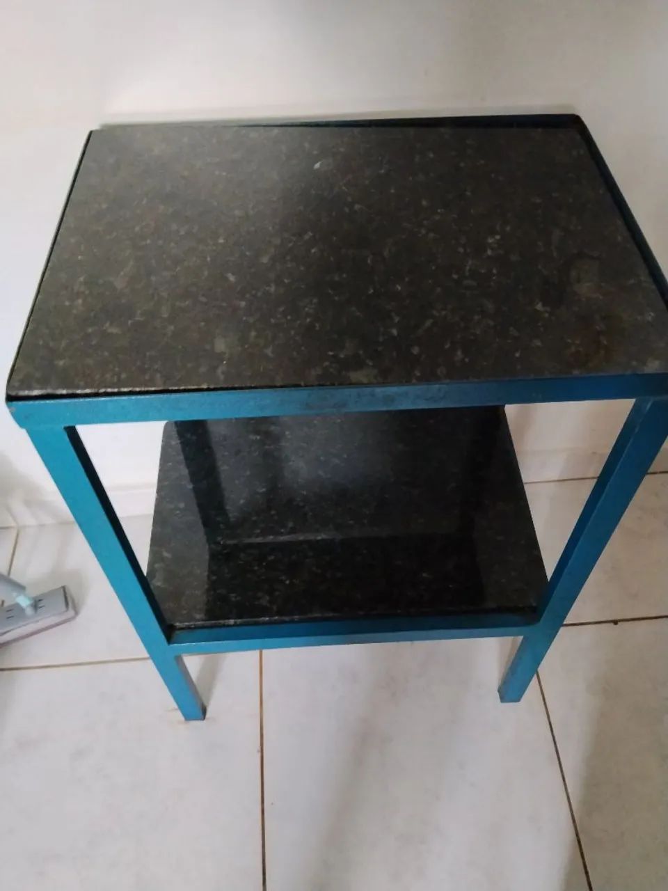 Movel de ferro com granito