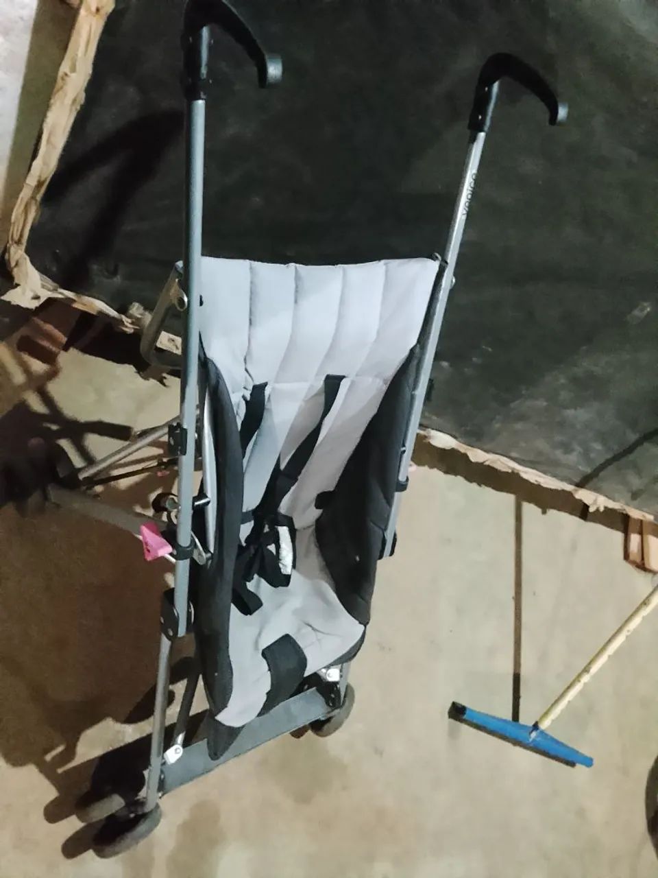 Vendo carrinho infantil 
