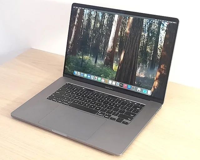 MacBook Pro 16