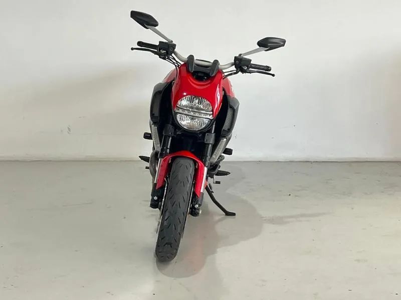 DUCATI DIAVEL 2012 - Foto 2
