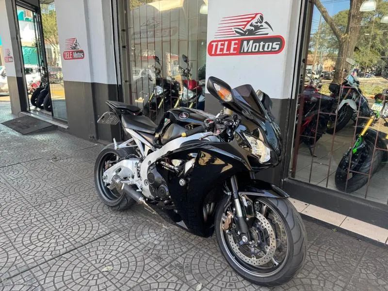HONDA CBR 1000RR 2011 - Foto 3