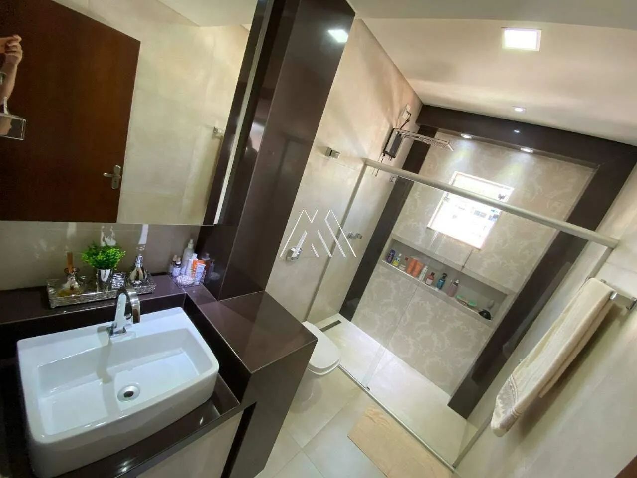 Vendo apartamento em Itaúna com excelente localização! - Foto 3