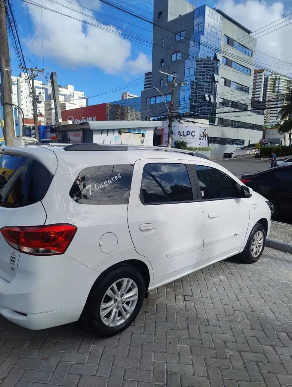 Chevrolet Spin SPIN LT 1.8 8V Econo.Flex 5p Aut. 2023