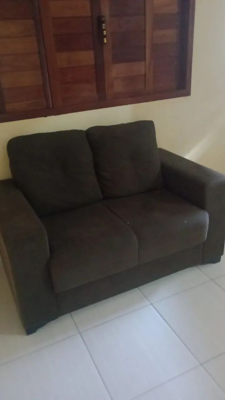 Vendo sofá de dois lugares 