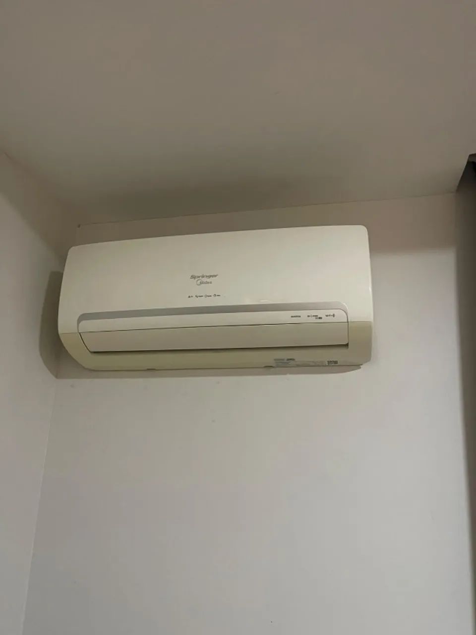 Split MIDEA inverter 9000 btus com Alexa