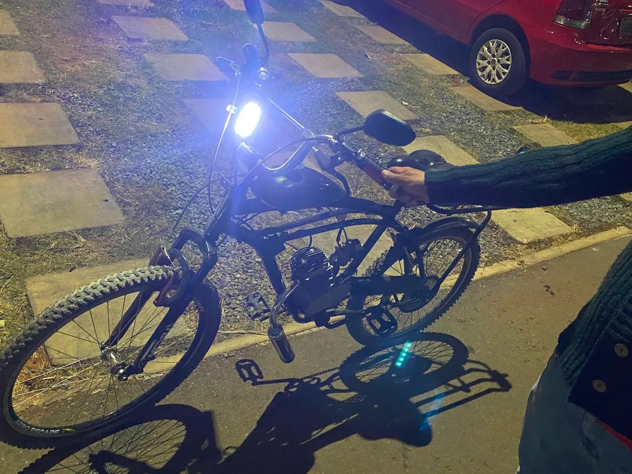 Bicicleta motorizada - Foto 2