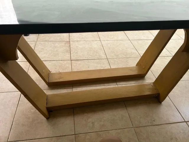 Mesa de jantar artesanal em madeira - Foto 3