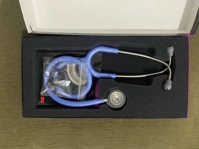 Estetoscópio Azul Celeste Littmann Classic III 5630 3M - Foto 3