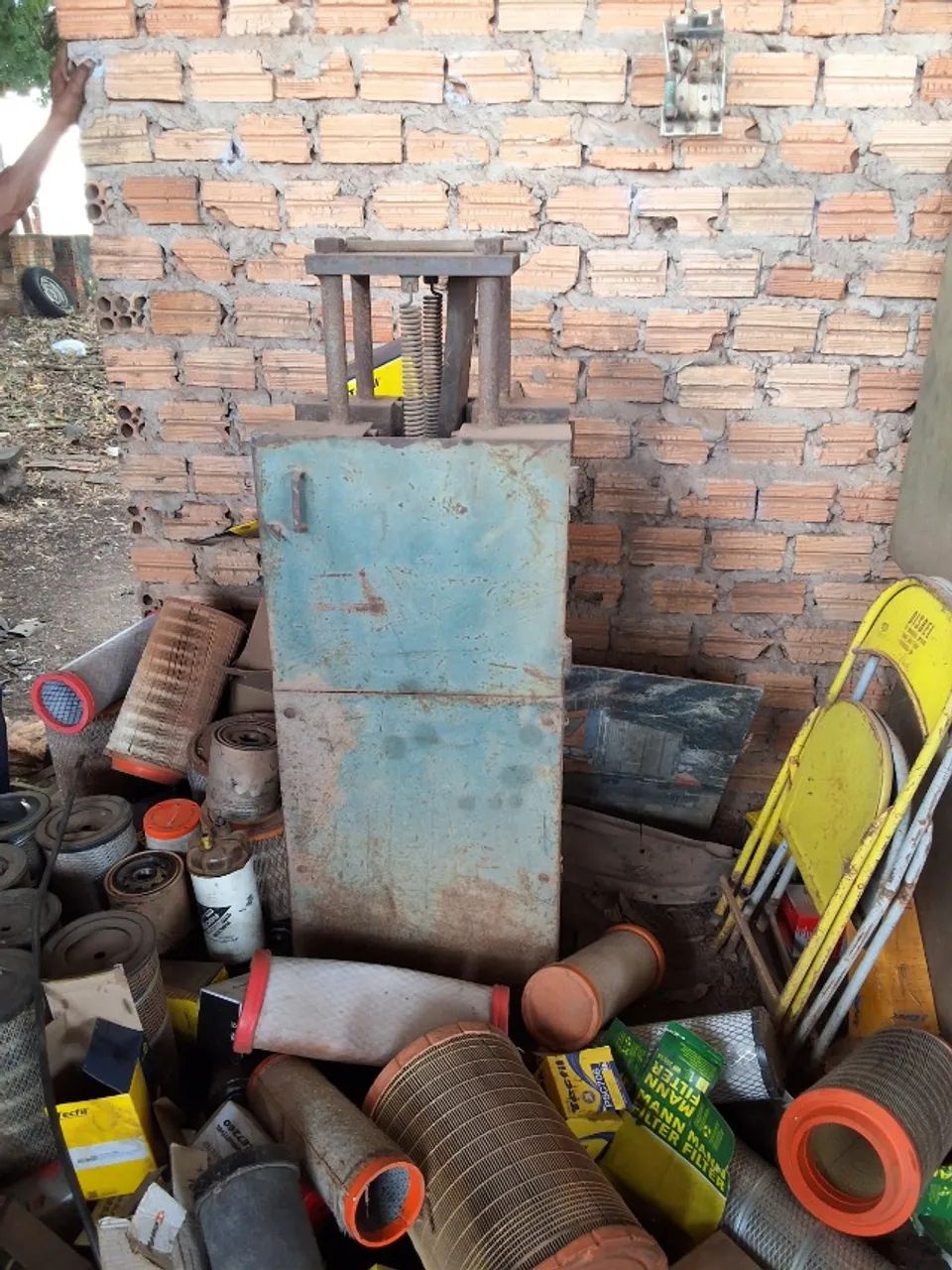 Prensa de arquear  mola. - Foto 3