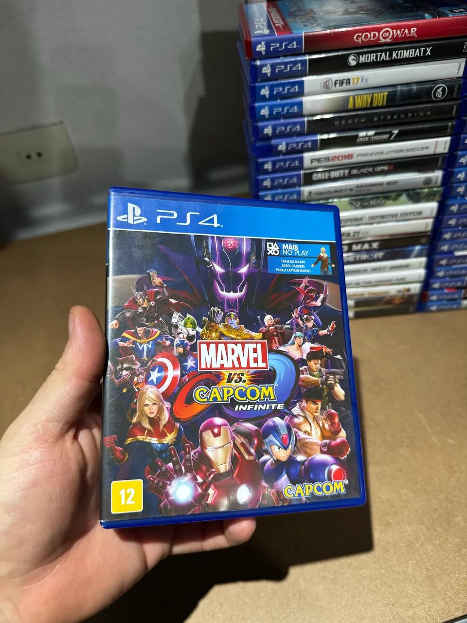 Vendo Marvel vs Capcom Infinite Ps4 semi novo 