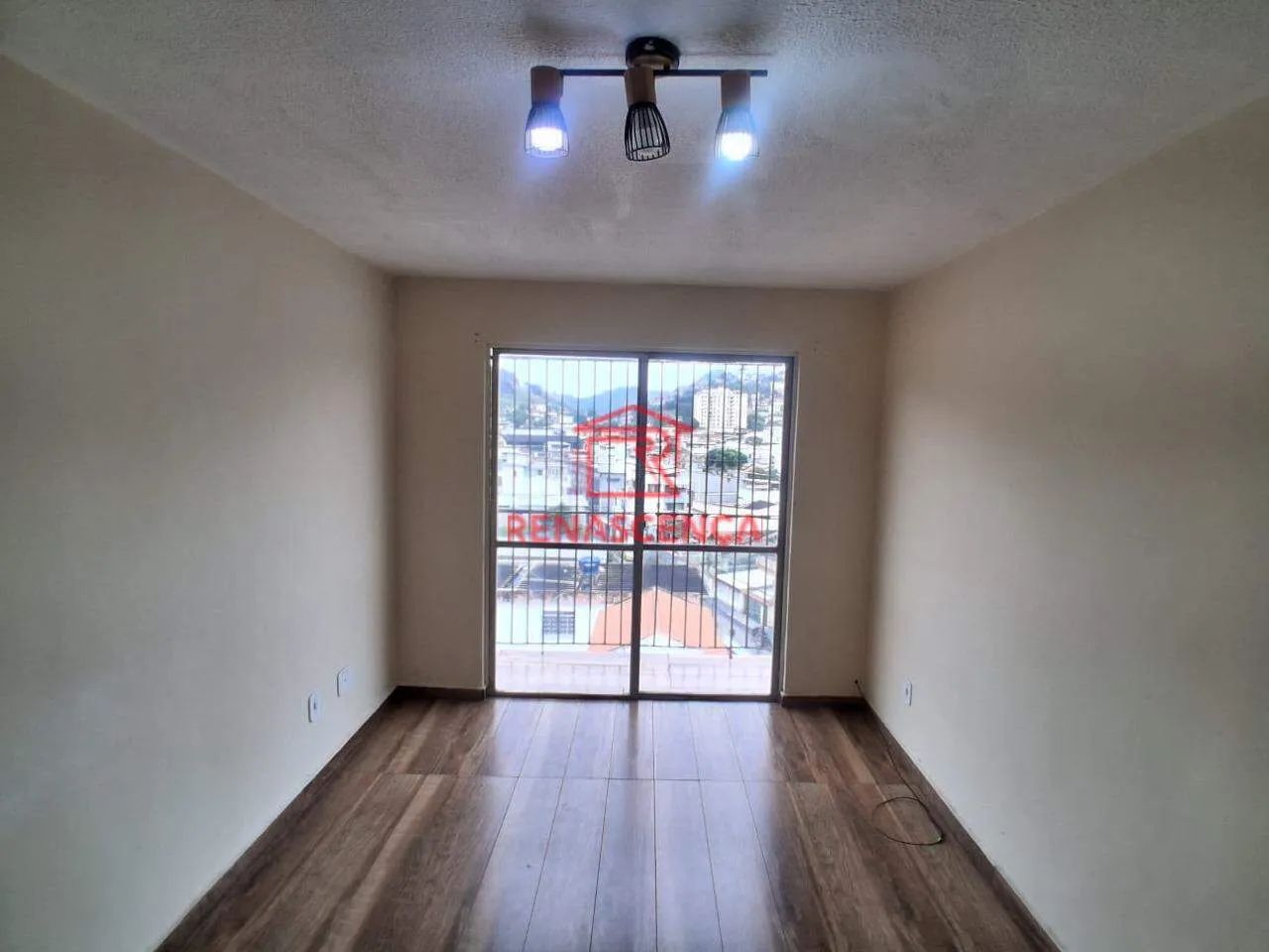 Apartamento com 1 Quarto em Piedade.