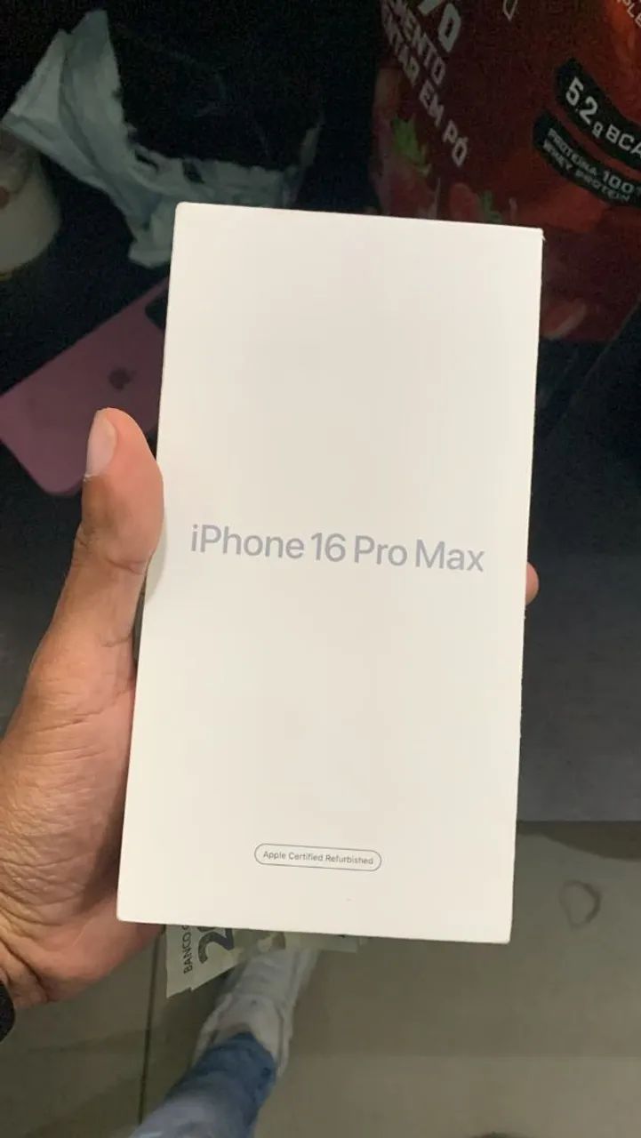 iPhone 16 Pro Max LACRADO 256GB Desert 