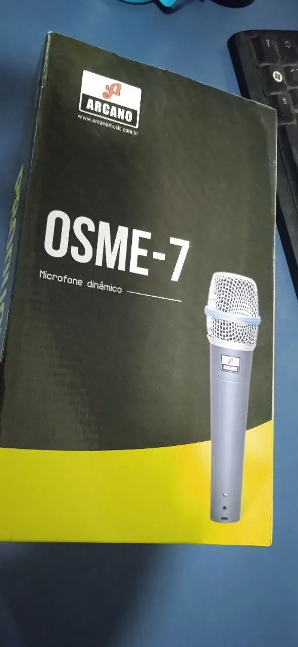 Microfone dinâmico Arcano 