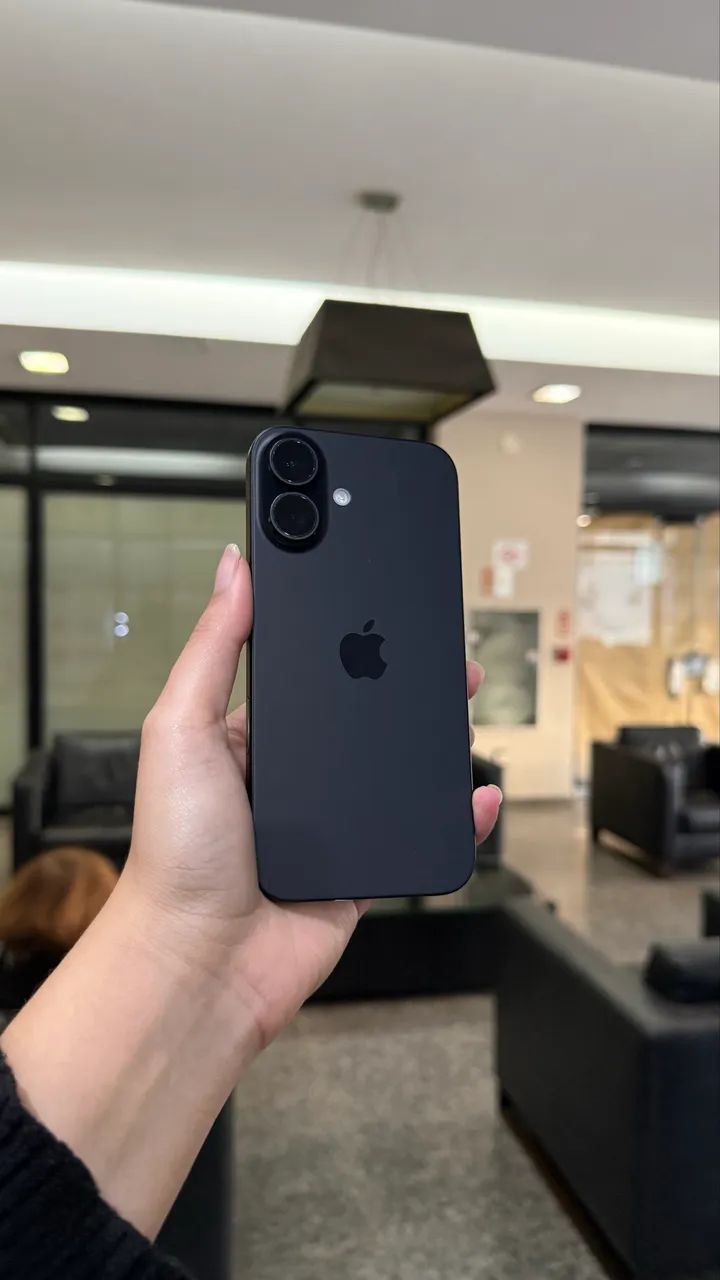 IPHONE 16 PRETO 128 GB SEMINOVO DISPONÍVEL 