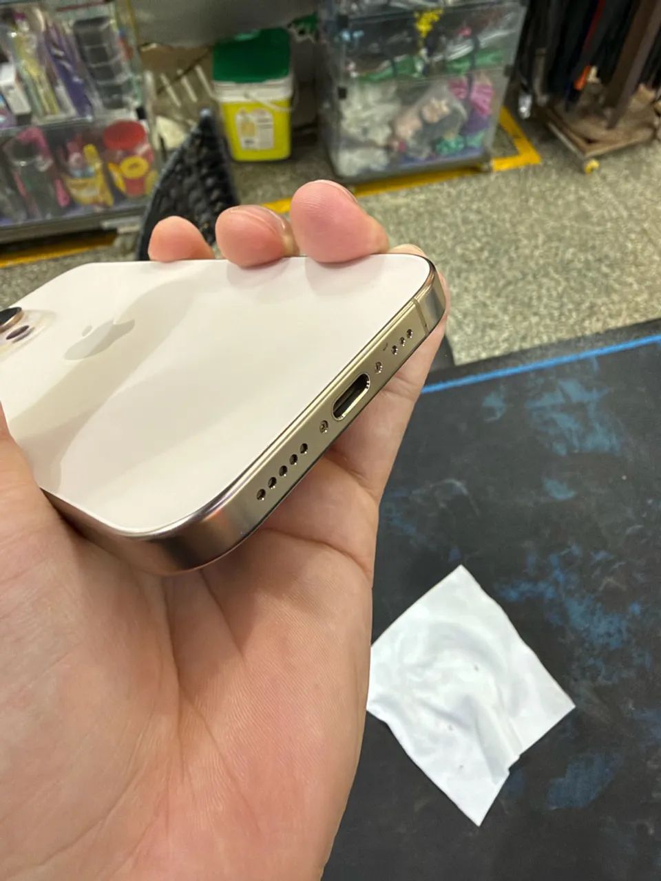 iPhone 16 Pro  - Foto 4